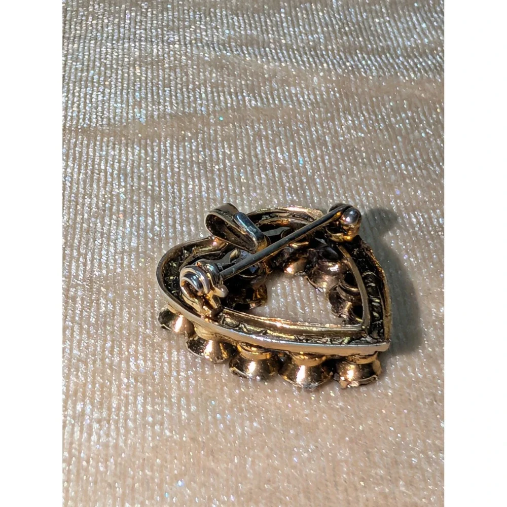 Vintage Gold Tone Red Rhinestone Heart Brooch Pendant Victorian Revival Pin‎